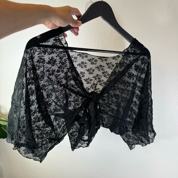 Black mesh shawl floral lace halter top tie front gothic romantic grunge - Picture 1 of 7